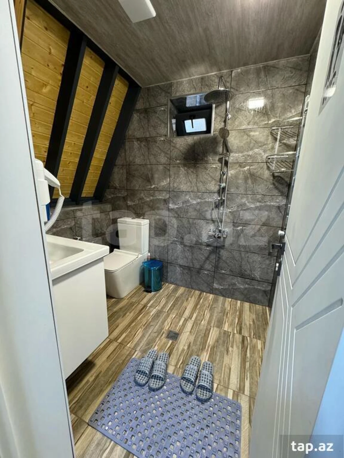 Kirayə verilir 4 otaqlı həyət evi