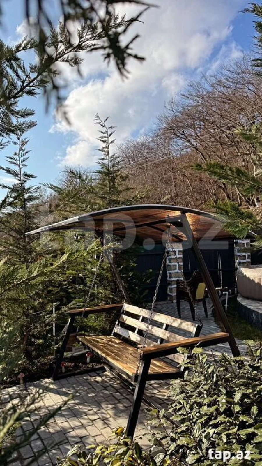 Kirayə verilir 4 otaqlı həyət evi