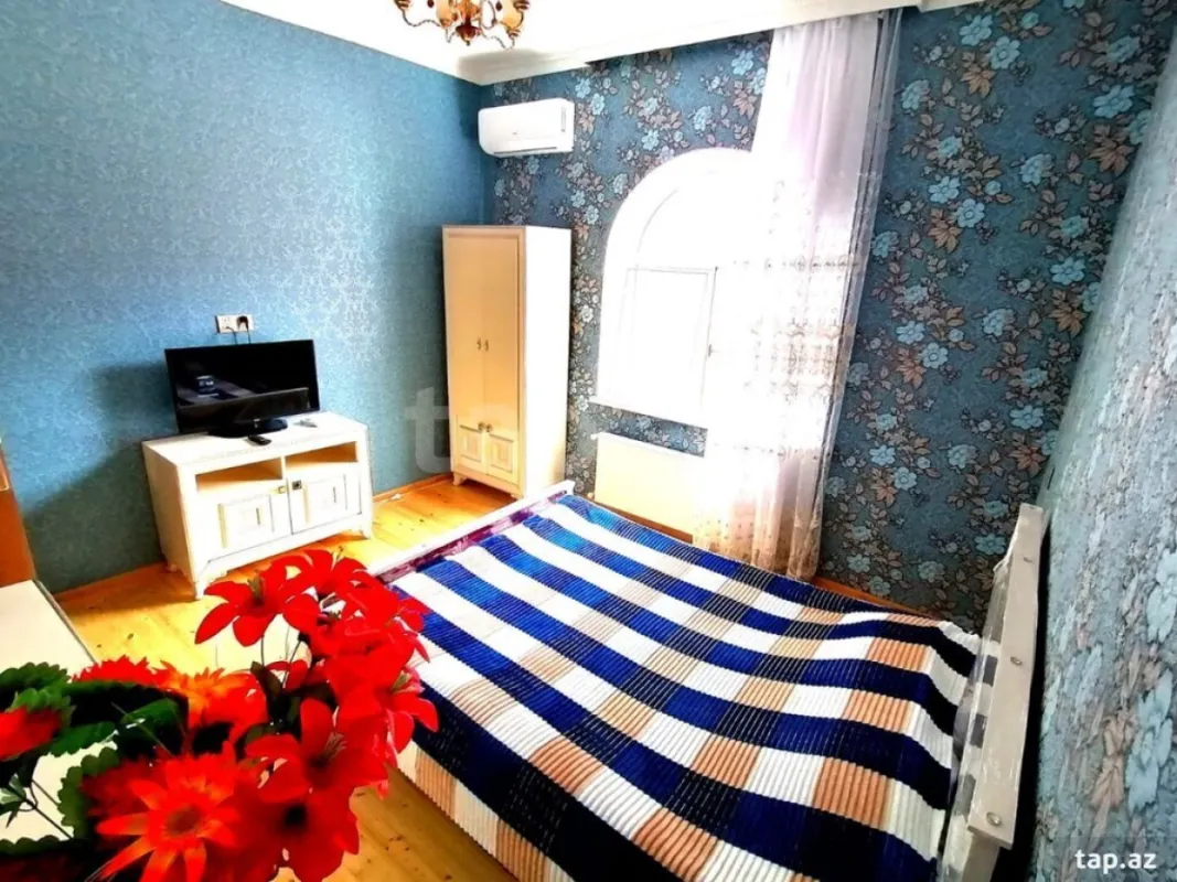 Kirayə verilir 2 otaqlı həyət evi 60 m²