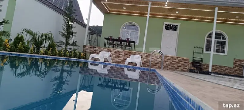 Kirayə verilir 2 otaqlı həyət evi 60 m²