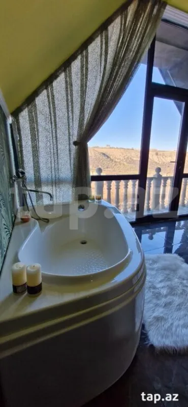 Kirayə verilir 4 otaqlı həyət evi