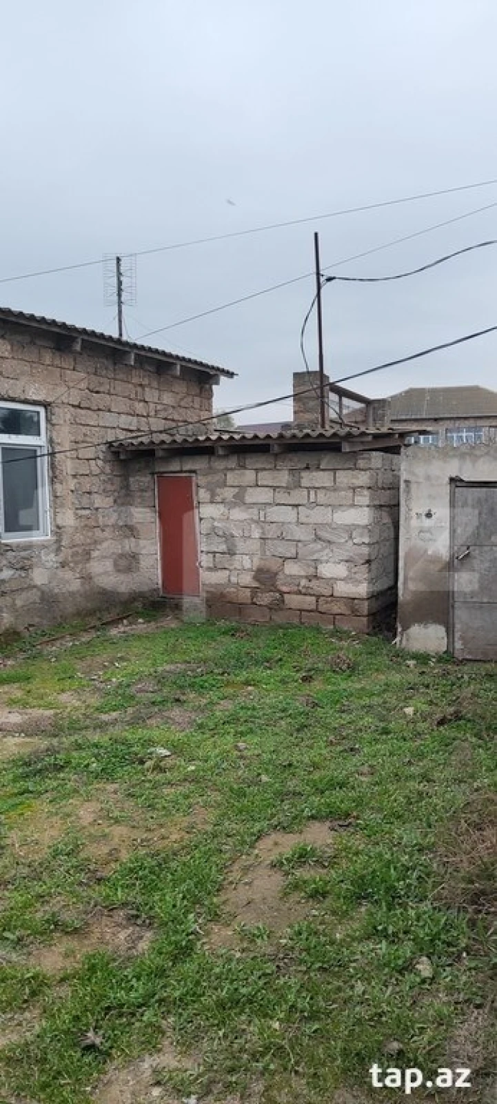 Satılır 3 otaqlı həyət evi