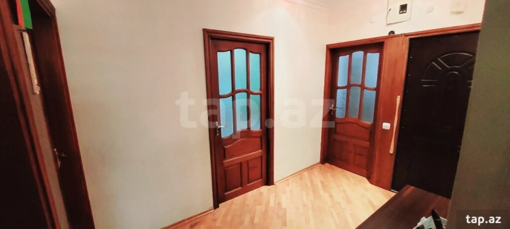 Satılır 4 otaqlı mənzil 100 m²