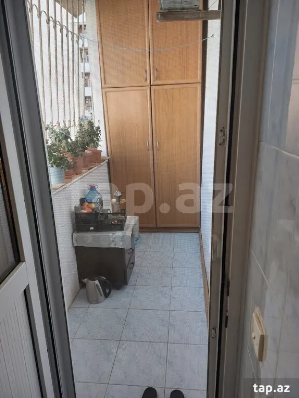 Satılır 4 otaqlı mənzil 100 m²