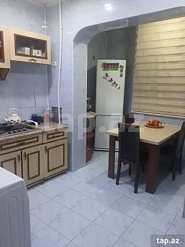 Satılır 4 otaqlı mənzil 100 m²