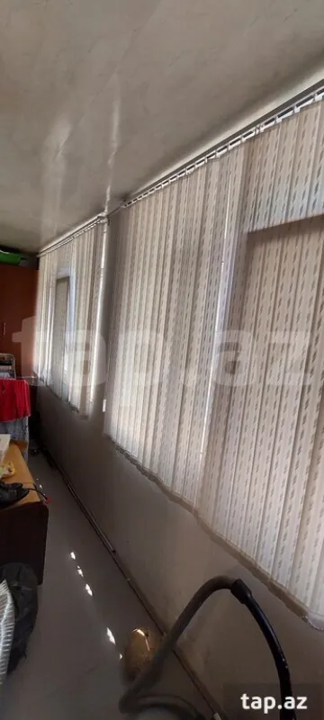 Satılır 4 otaqlı mənzil 100 m²