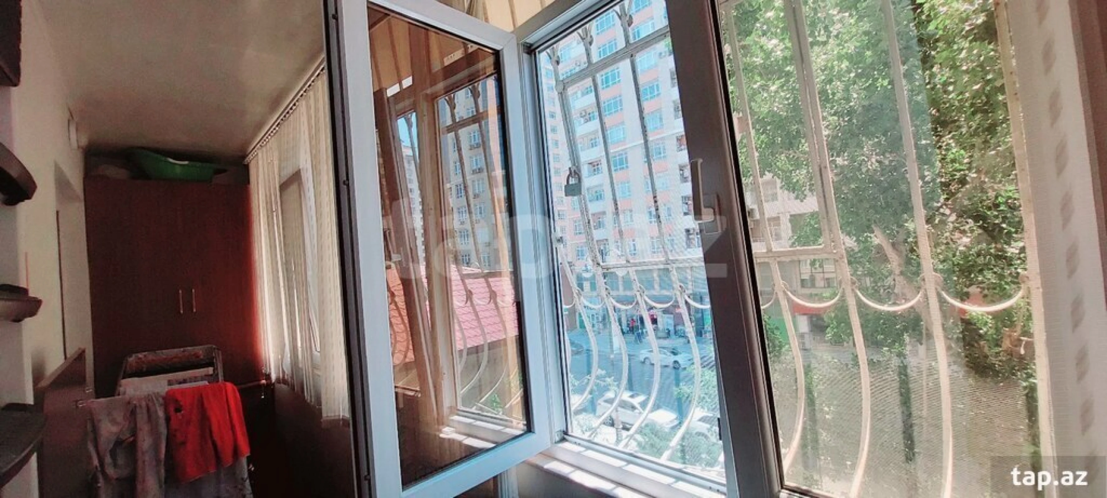 Satılır 4 otaqlı mənzil 100 m²