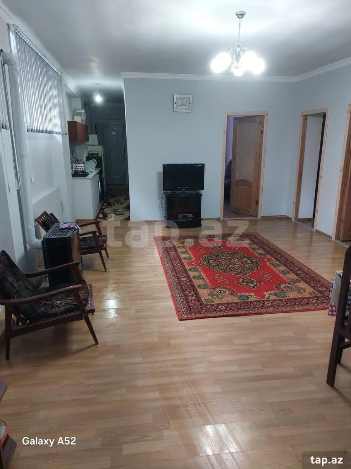 Satılır 4 otaqlı həyət evi