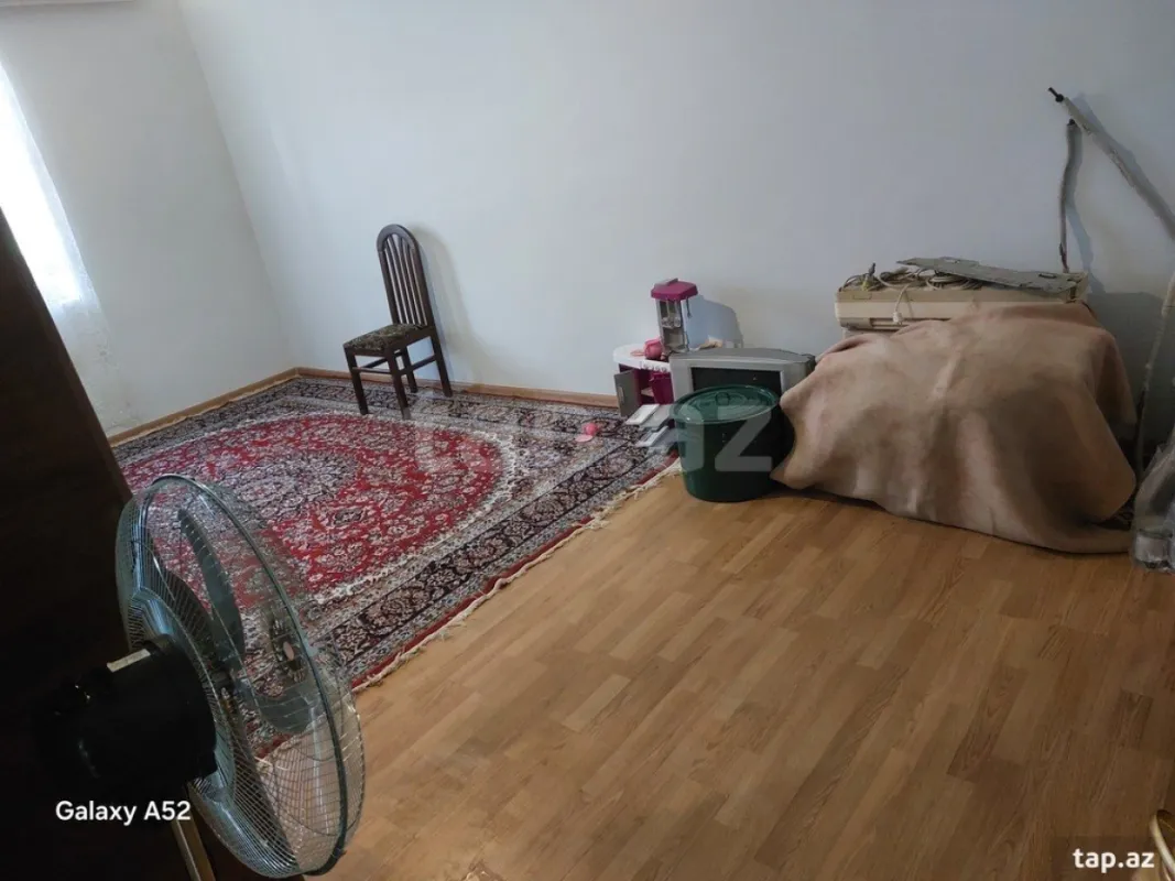 Satılır 4 otaqlı həyət evi