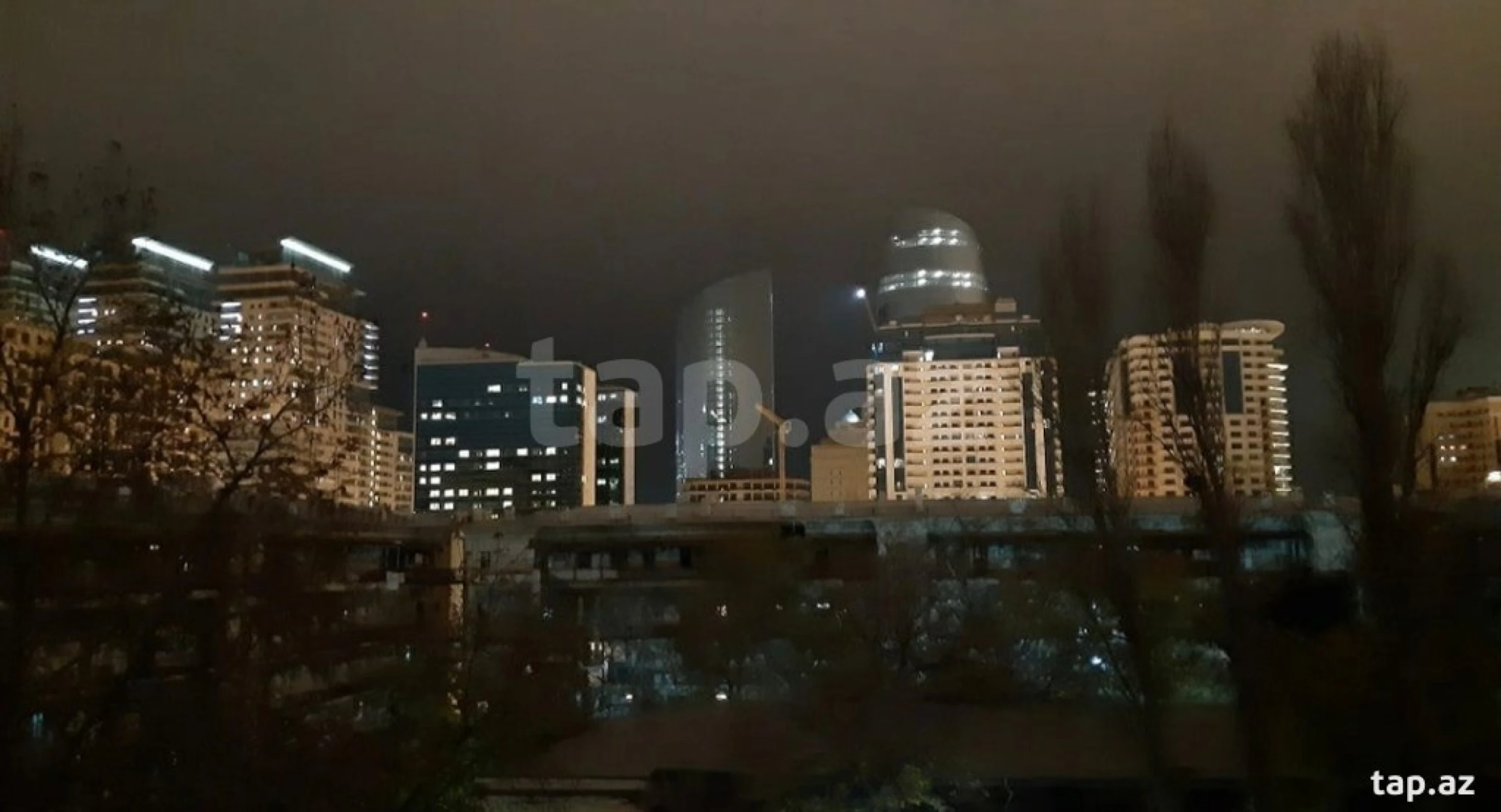 Kirayə verilir 2 otaqlı mənzil 75 m²