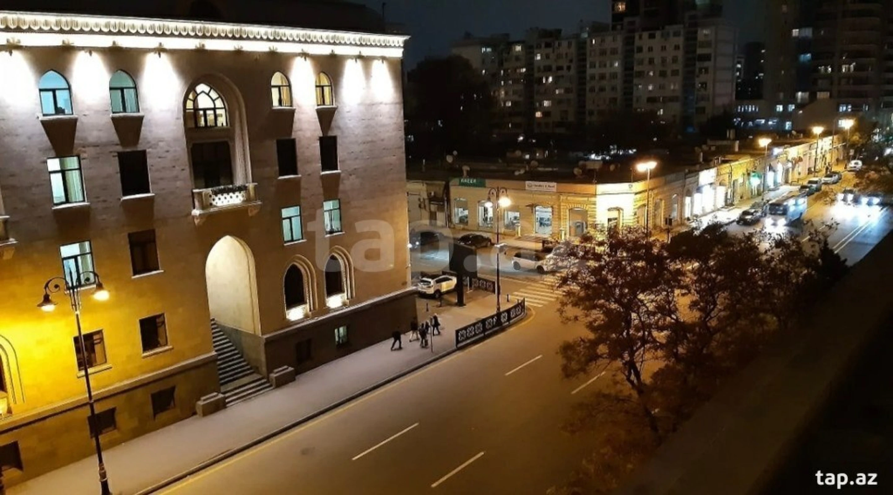 Kirayə verilir 2 otaqlı mənzil 75 m²