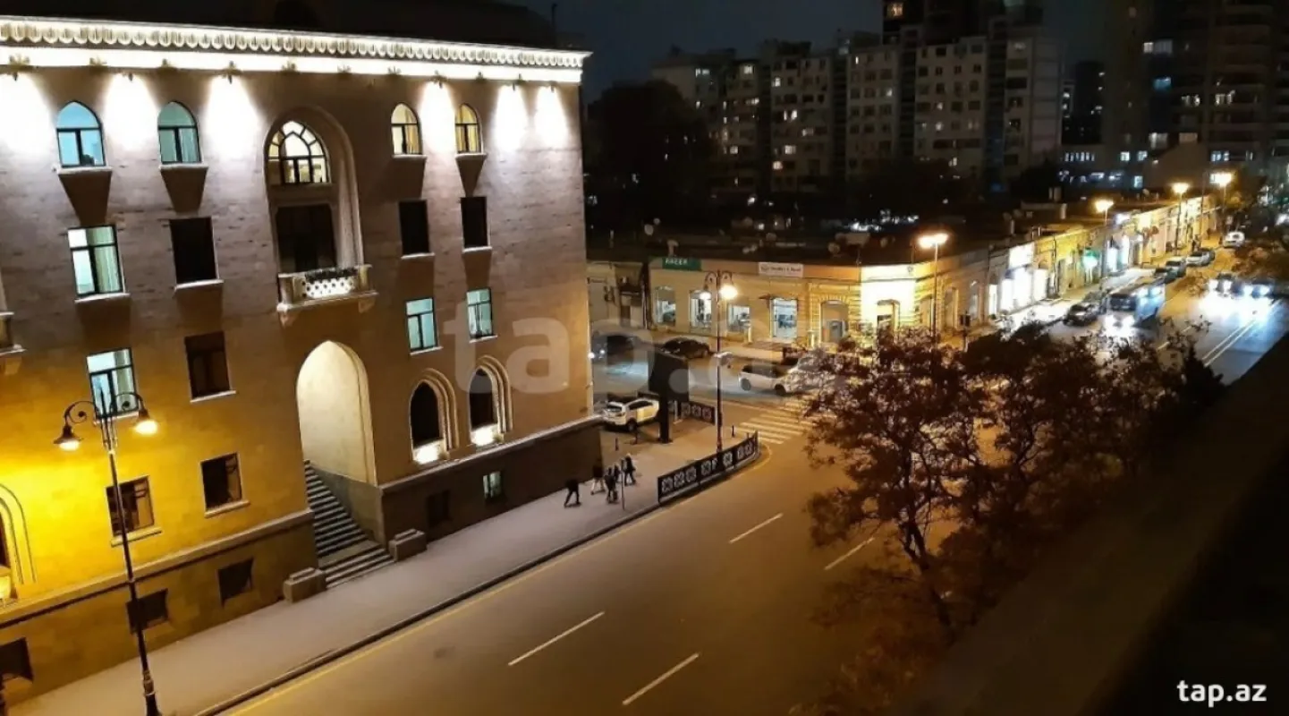 Kirayə verilir 2 otaqlı mənzil 75 m²