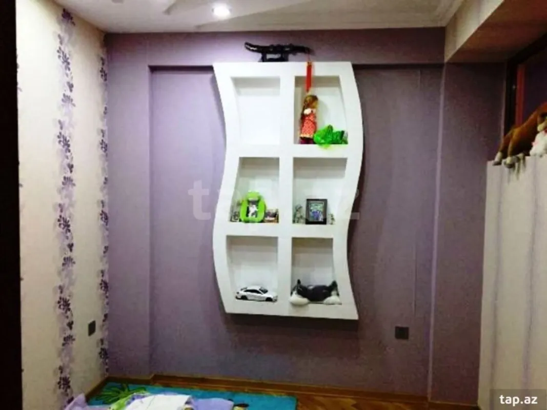 Satılır 2 otaqlı yeni tikili 75 m²