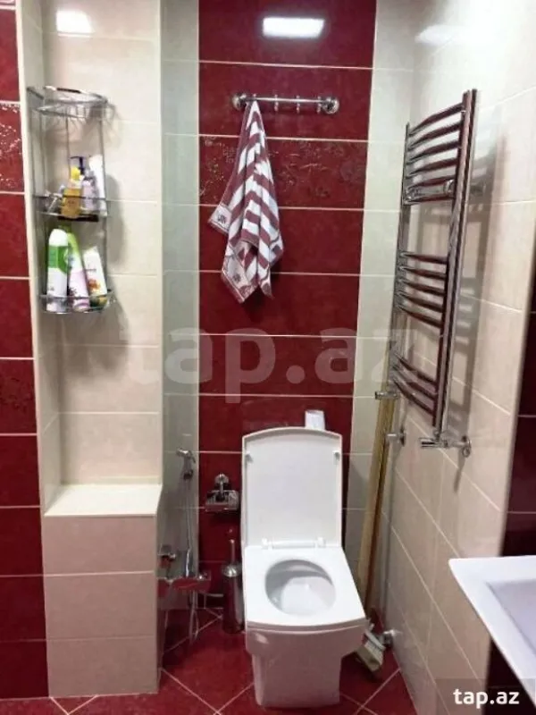 Satılır 2 otaqlı yeni tikili 75 m²