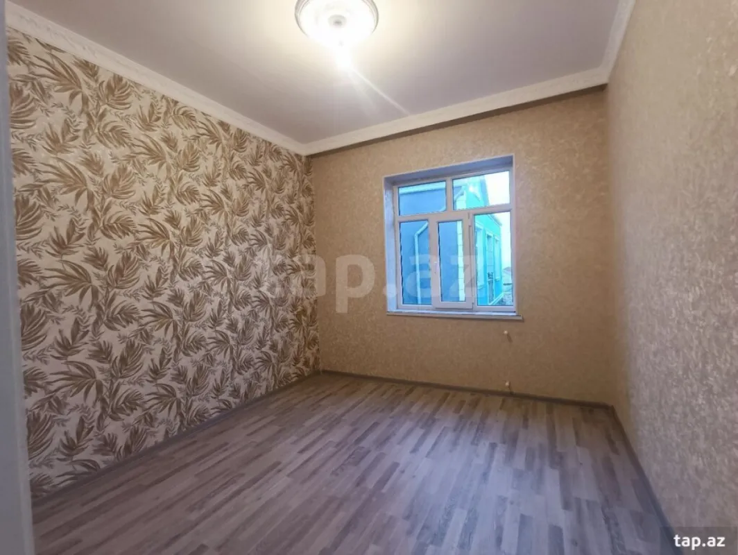 Satılır 4 otaqlı həyət evi