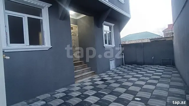 Satılır 4 otaqlı həyət evi
