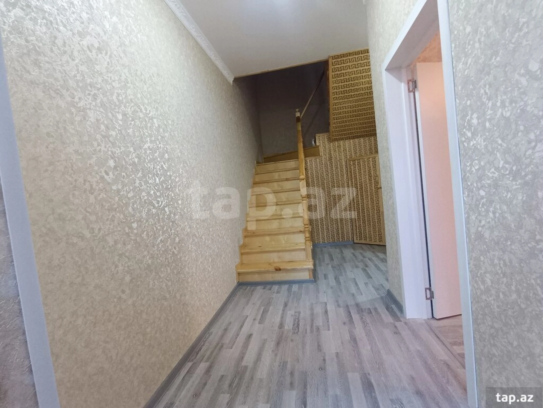 Satılır 4 otaqlı həyət evi