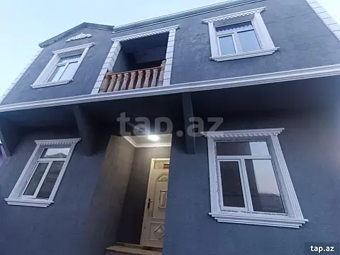 Satılır 4 otaqlı həyət evi