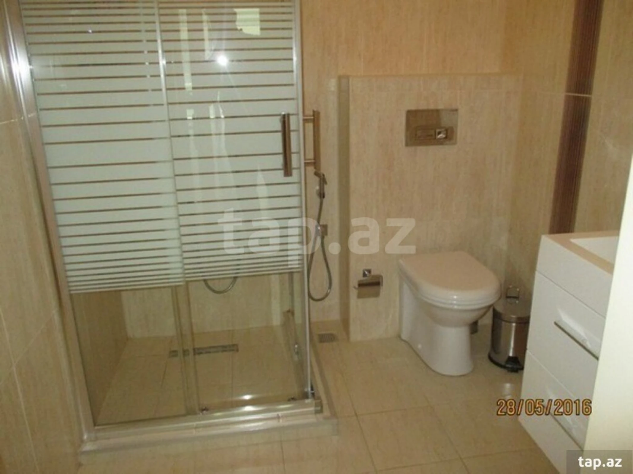 Kirayə verilir 3 otaqlı yeni tikili 120 m²