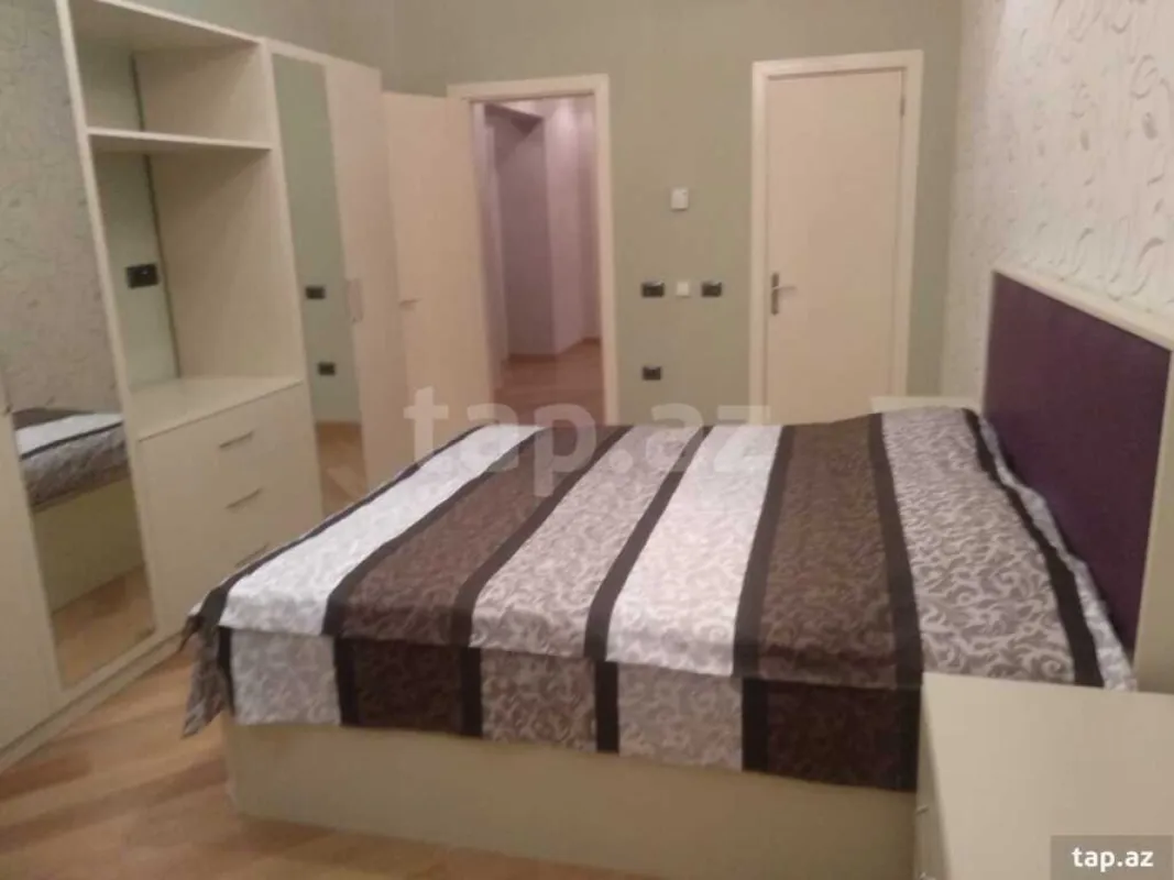 Kirayə verilir 3 otaqlı yeni tikili 120 m²