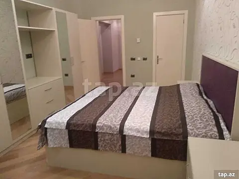 Kirayə verilir 3 otaqlı yeni tikili 120 m²