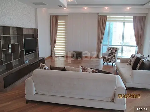 Kirayə verilir 3 otaqlı yeni tikili 120 m²