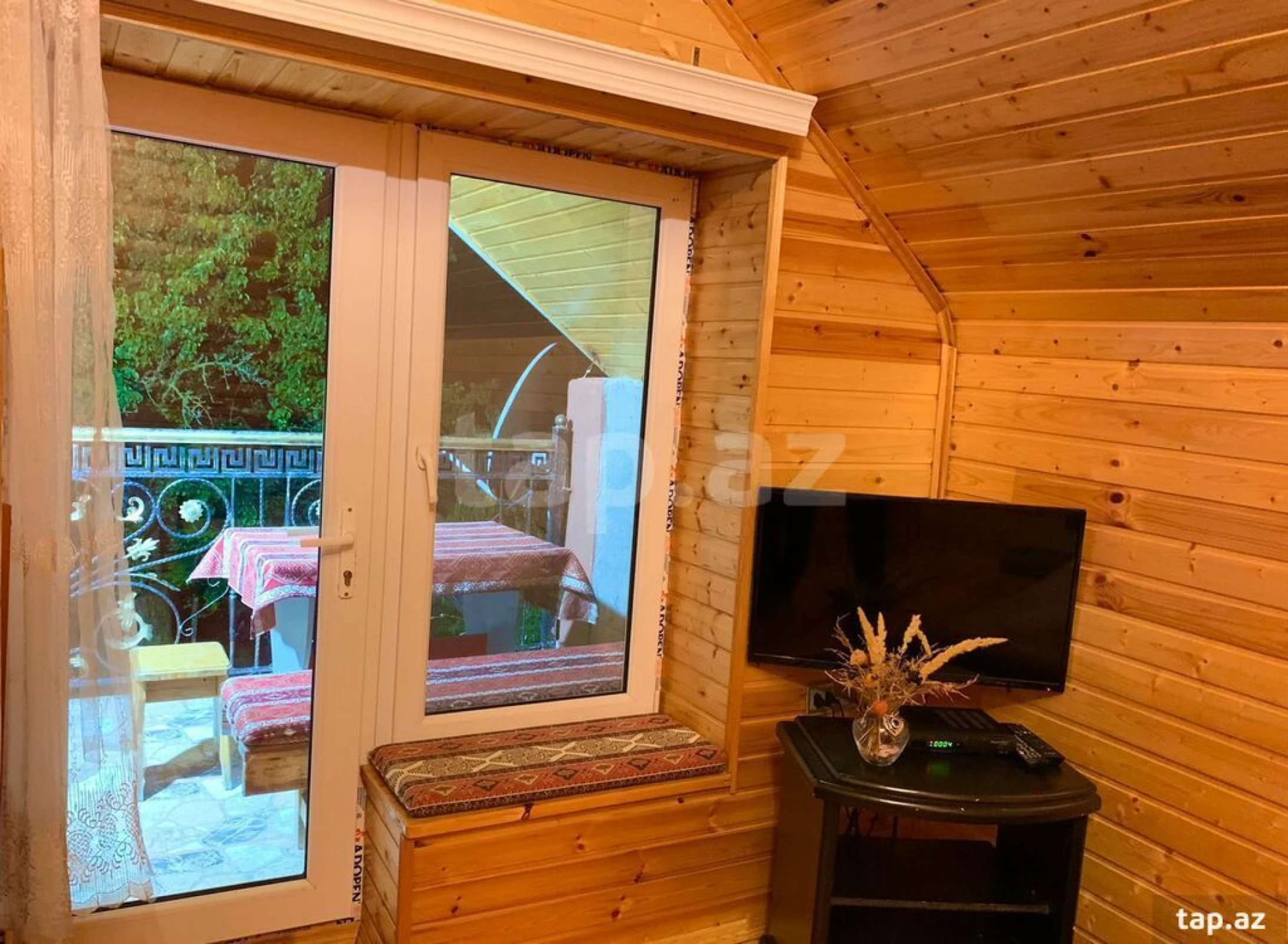 Kirayə verilir 3 otaqlı həyət evi