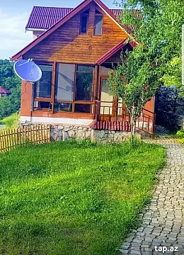 Kirayə verilir 3 otaqlı həyət evi