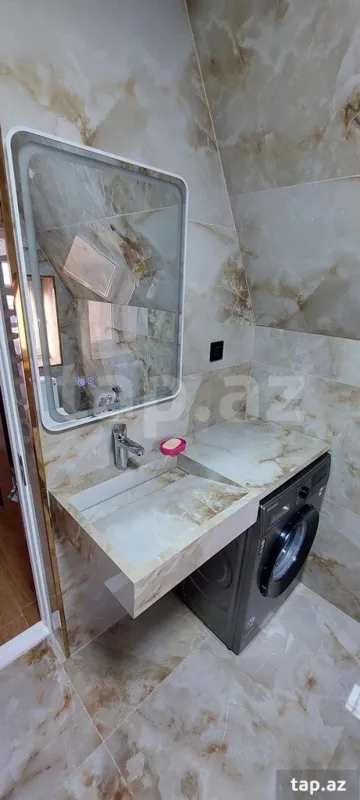 Kirayə verilir 3 otaqlı həyət evi