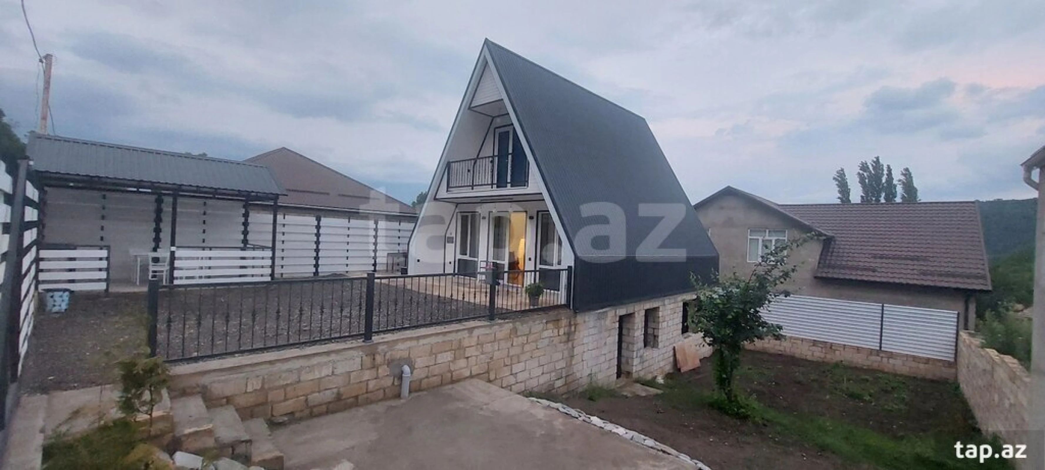 Kirayə verilir 3 otaqlı həyət evi