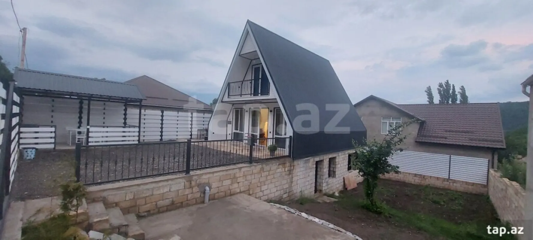 Kirayə verilir 3 otaqlı həyət evi