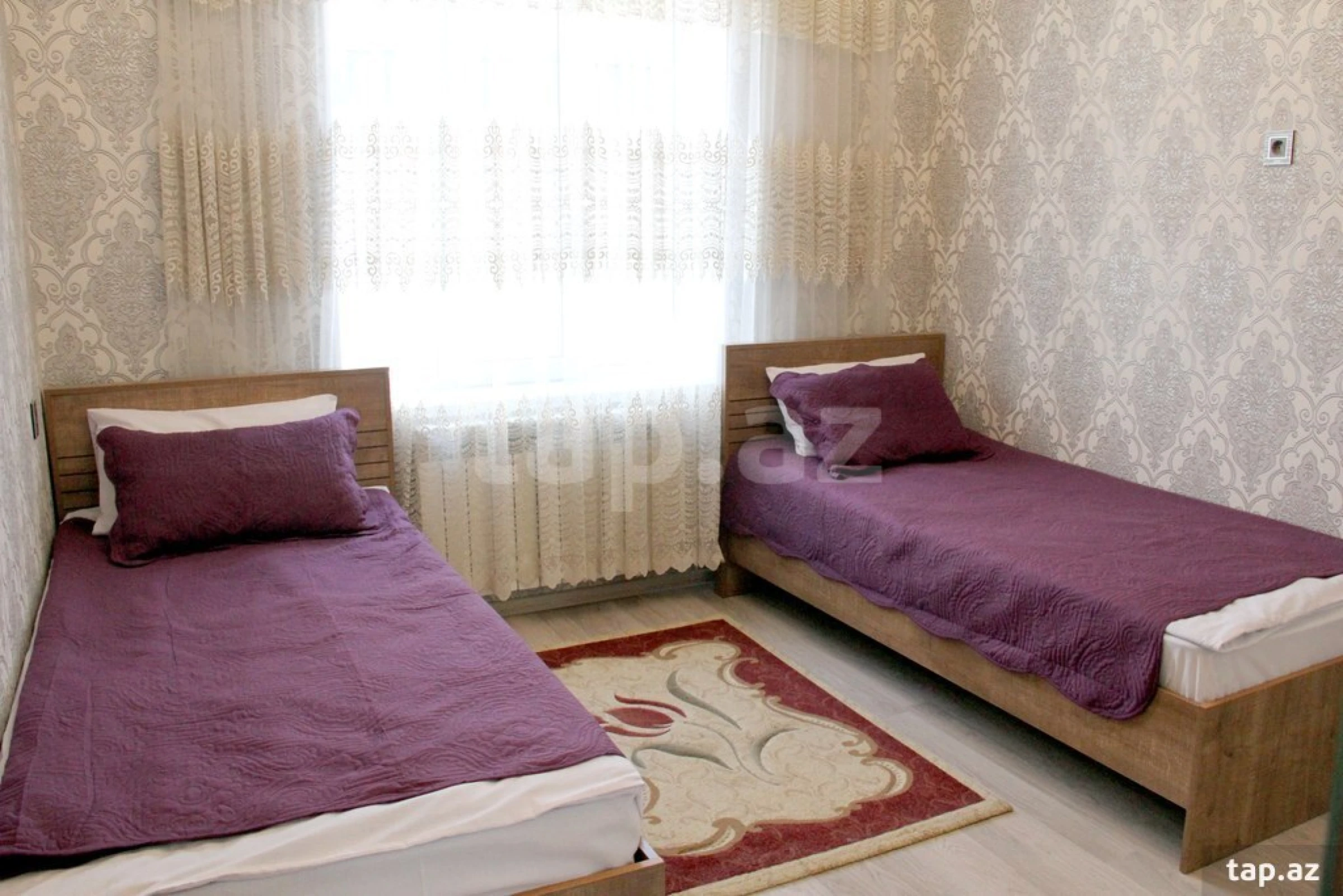 Kirayə verilir 5 otaqlı həyət evi