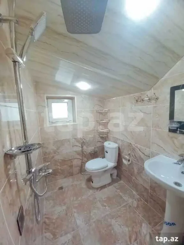 Kirayə verilir 5 otaqlı həyət evi