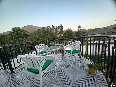 Kirayə verilir 5 otaqlı həyət evi