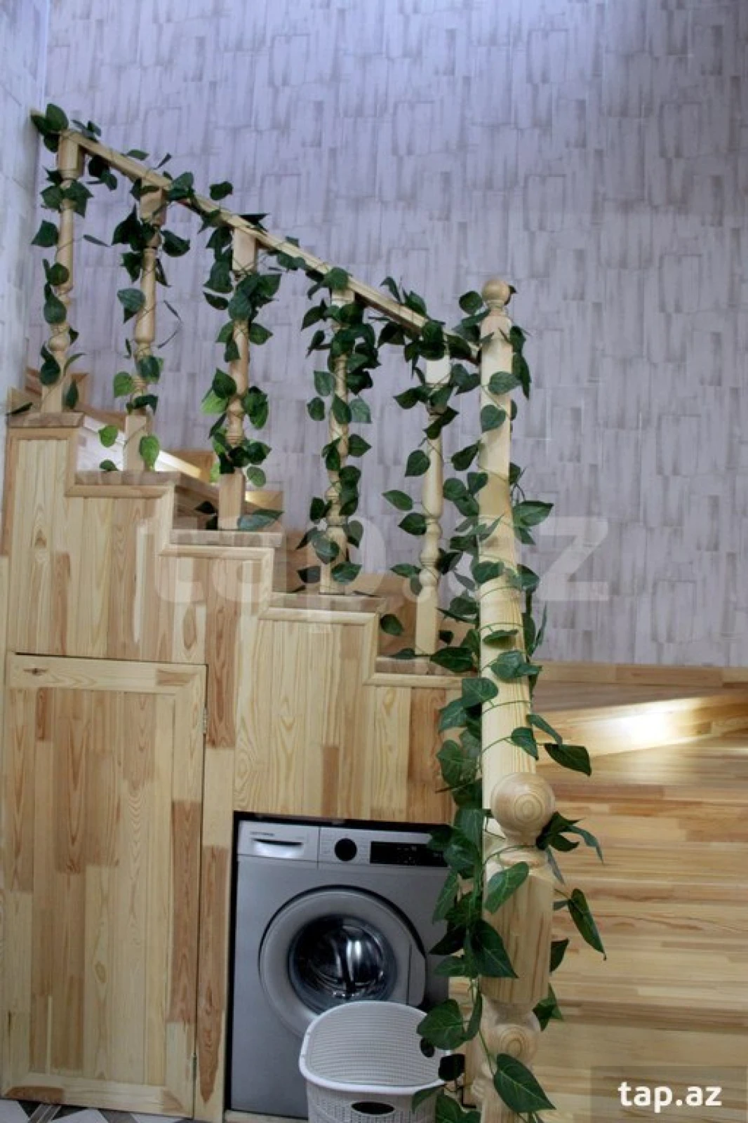 Kirayə verilir 5 otaqlı həyət evi