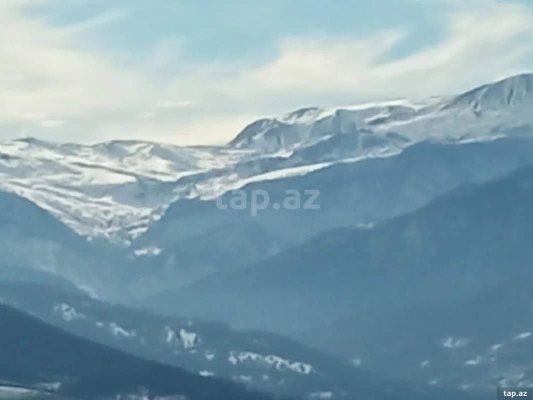 Kirayə verilir 3 otaqlı həyət evi