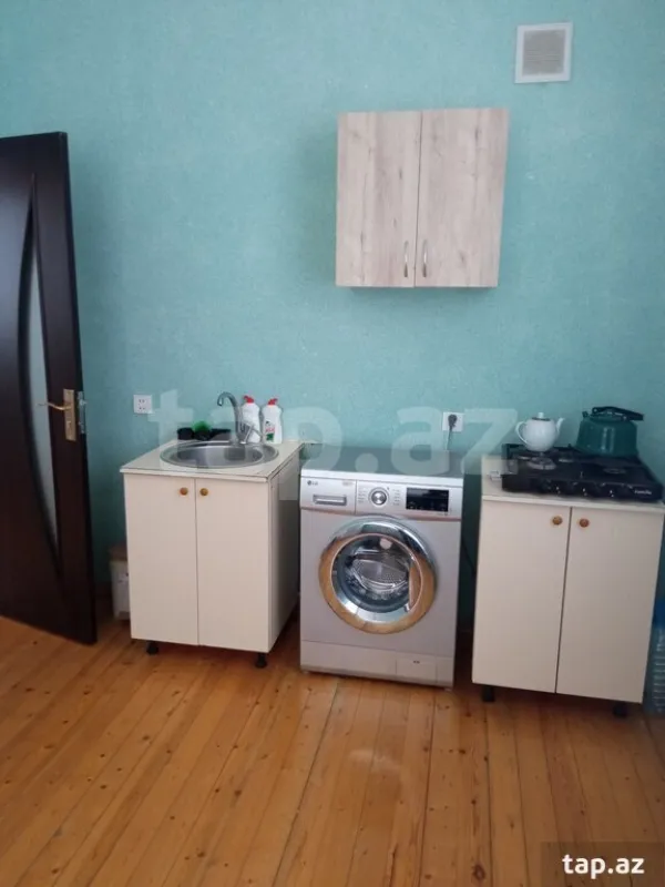 Kirayə verilir 3 otaqlı həyət evi