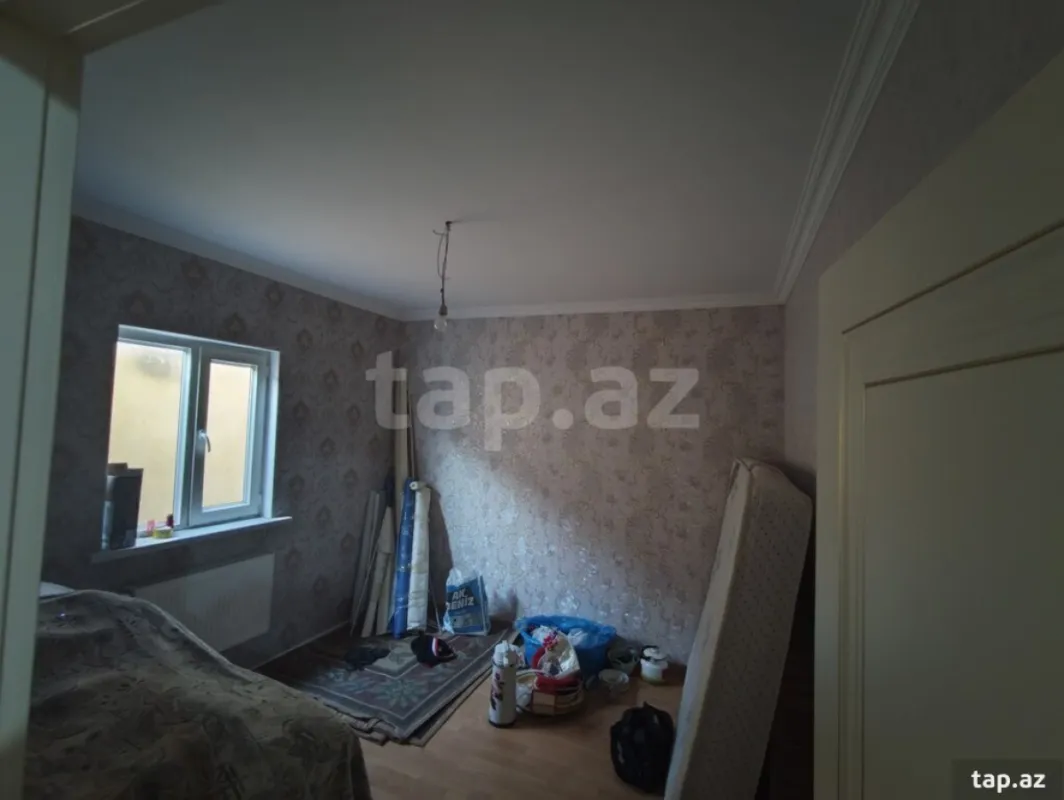 Satılır 4 otaqlı həyət evi