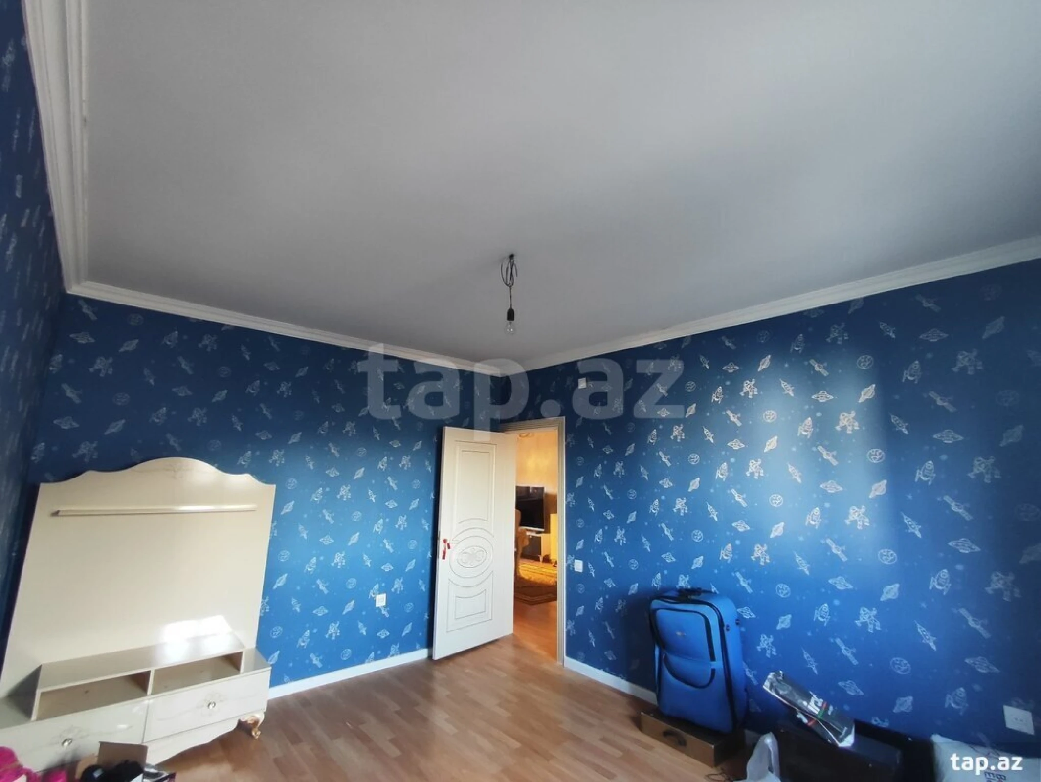 Satılır 4 otaqlı həyət evi