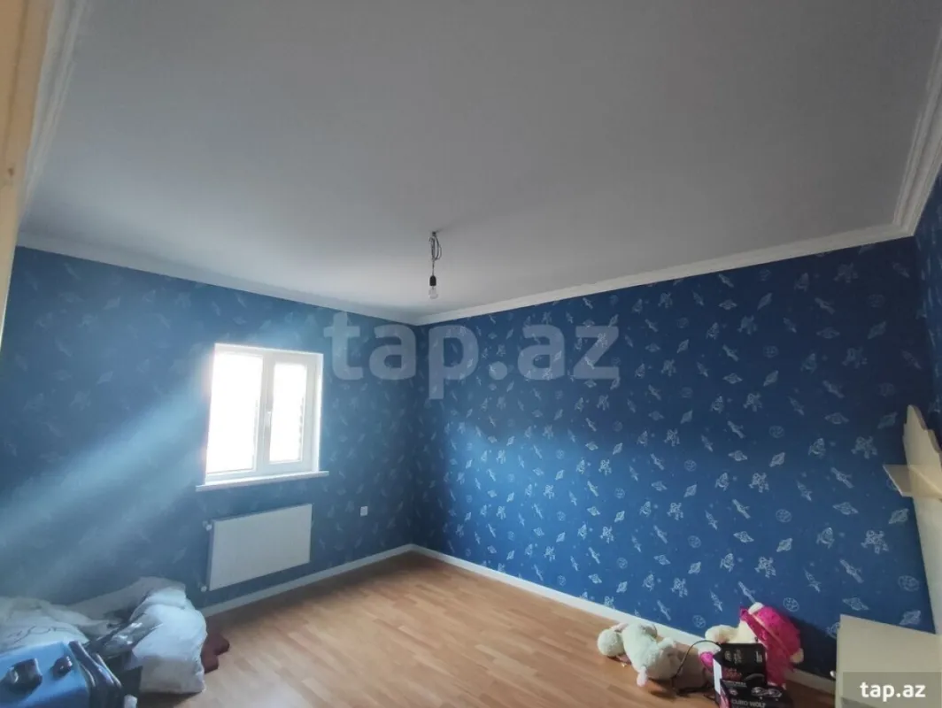 Satılır 4 otaqlı həyət evi