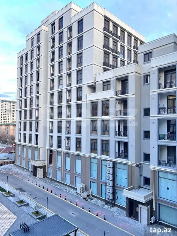 Kirayə verilir 3 otaqlı yeni tikili 105 m²