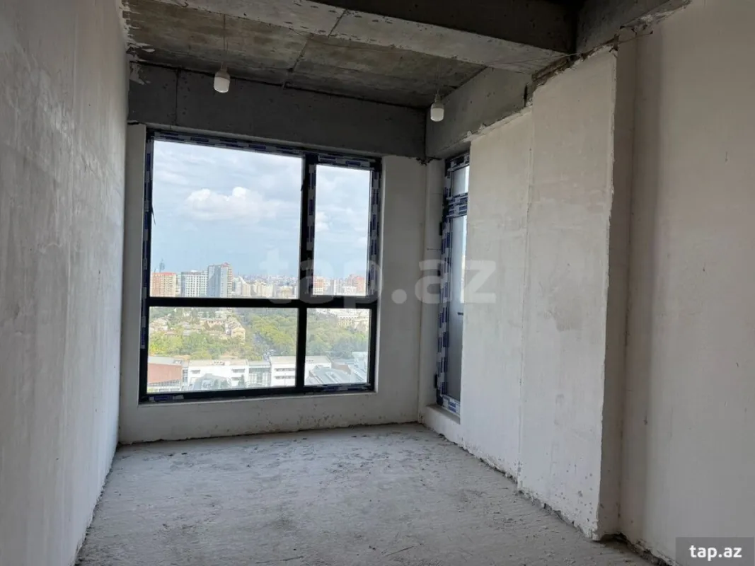 Satılır 2 otaqlı yeni tikili 128 m²