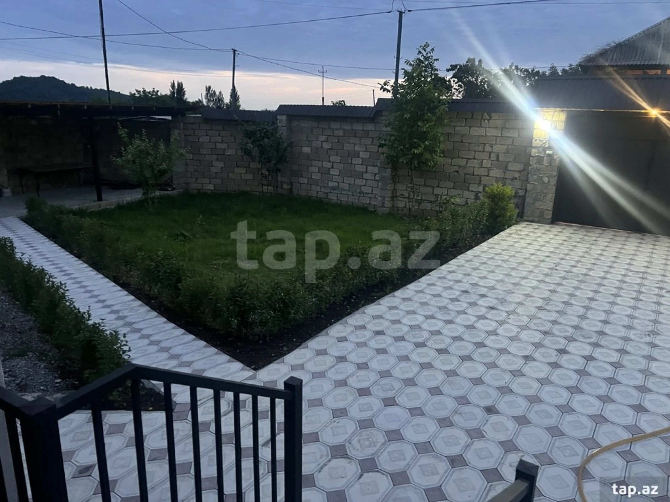 Satılır 3 otaqlı həyət evi