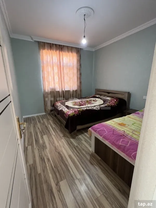 Satılır 3 otaqlı həyət evi