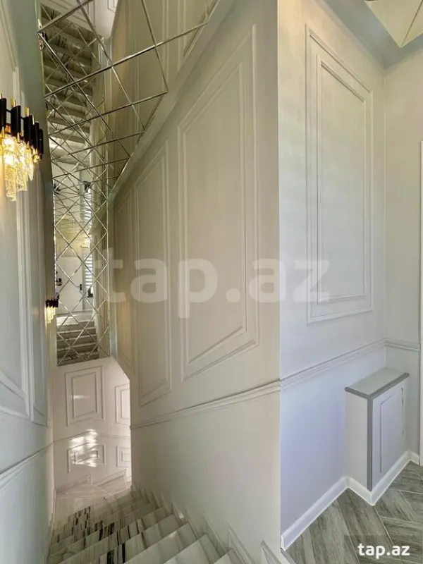 Satılır 5 otaqlı həyət evi