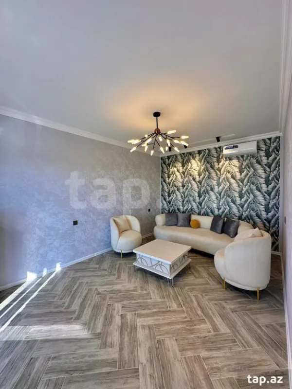 Satılır 5 otaqlı həyət evi