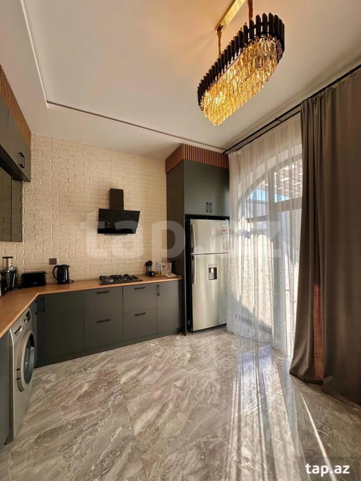 Satılır 5 otaqlı həyət evi