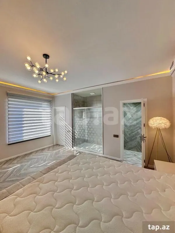 Satılır 5 otaqlı həyət evi