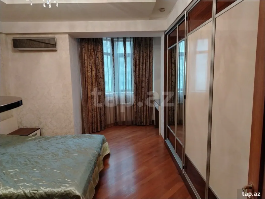Satılır 3 otaqlı mənzil 100 m²