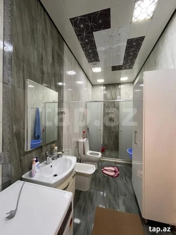 Kirayə verilir 3 otaqlı mənzil 110 m²